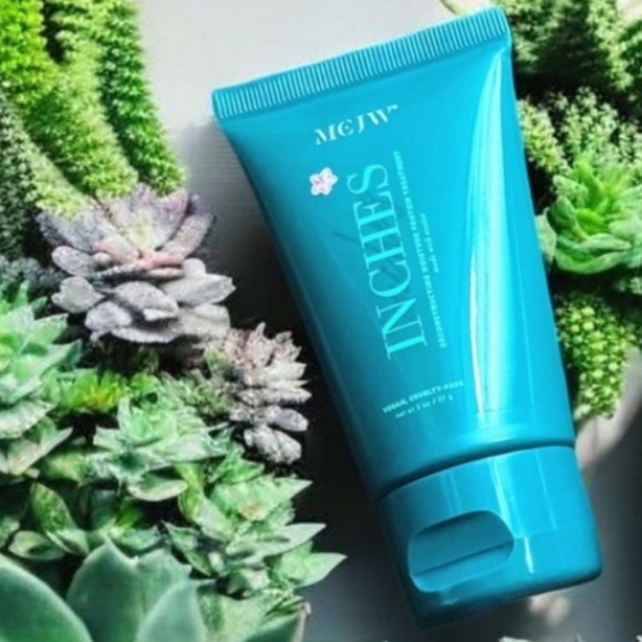 MCJW Madam CJ Walker Inches Reconstructing Moisture Protein Treatment 2oz NEW - Picture 1 of 1